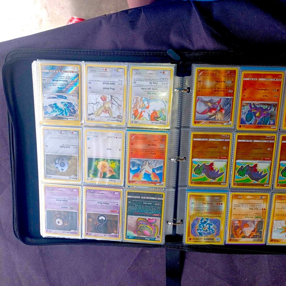 I’m a huge card collector let me know if your interested